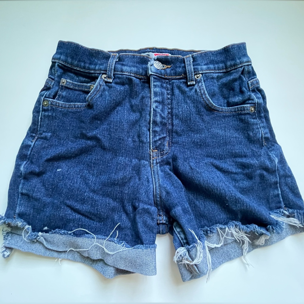 Jean shorts with lace pockets